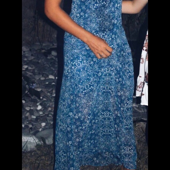 Backless blue Lulus dress - Picture 2 of 3